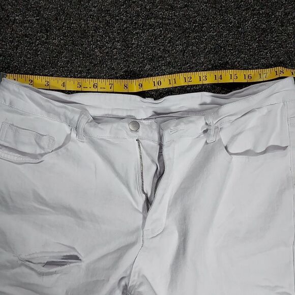 Shein Curve 4XL White Jean Denim Shorts - Picture 5 of 8